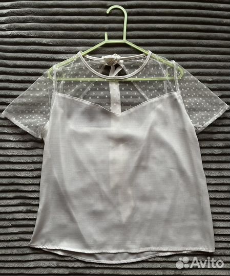 Блузка белая