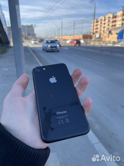 iPhone 8, 64 ГБ