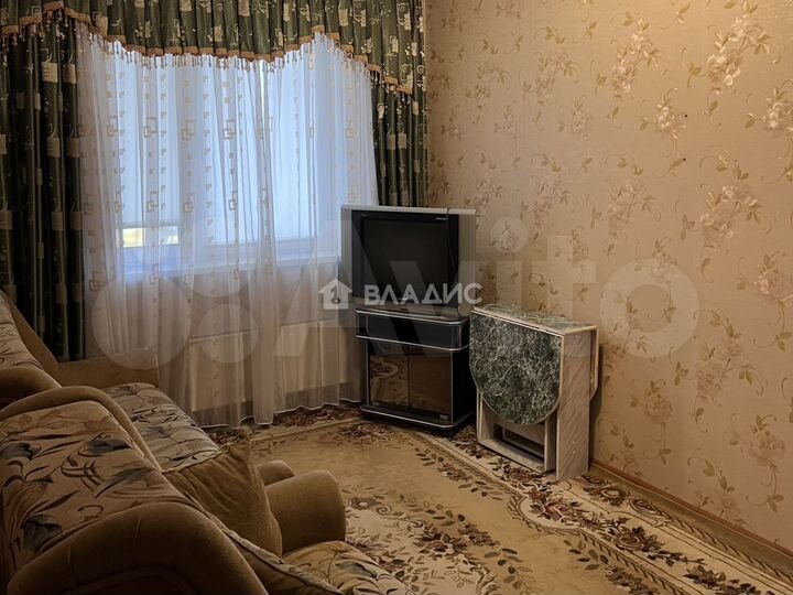 3-к. квартира, 77 м², 1/17 эт.