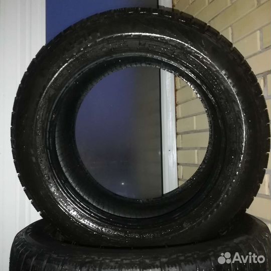 Nokian Tyres Hakkapeliitta Truck D 235/60 R18