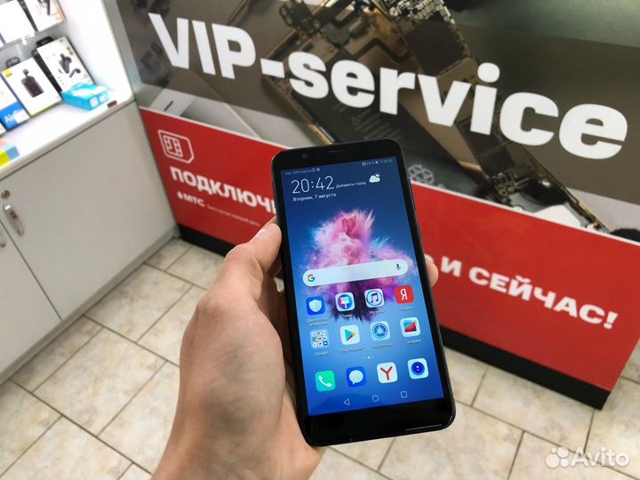 HUAWEI P Smart, 3/32 ГБ