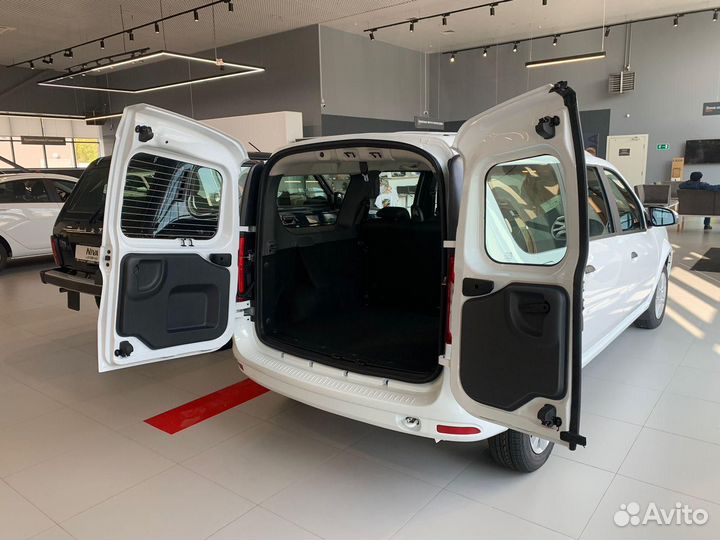 LADA Largus 1.6 МТ, 2023