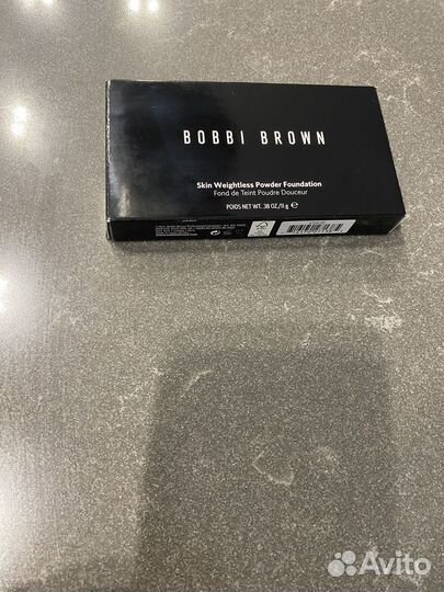 Пудра Bobbi Brown