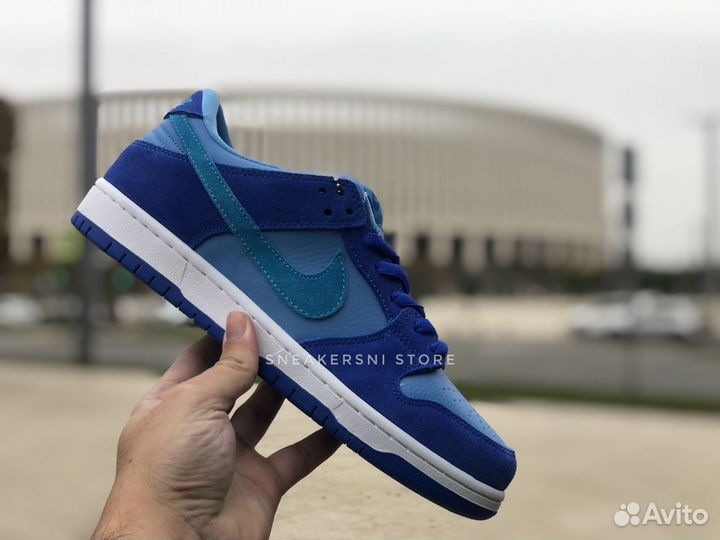 Кроссовки Nike SB Dunk Low Blue Raspberry