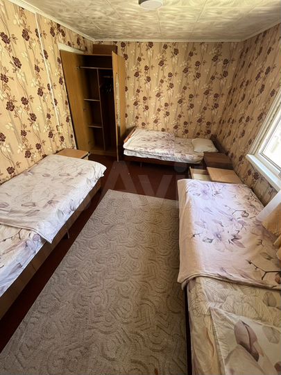 Комната 10 м² в 4-к., 1/2 эт.