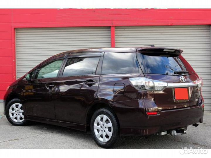 Toyota Wish 1.8 CVT, 2015, 89 000 км