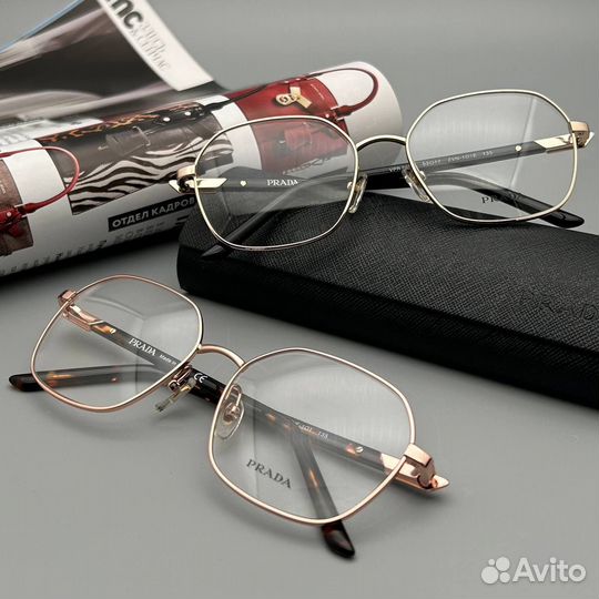 Очки prada