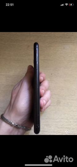 Телефон iPhone XR