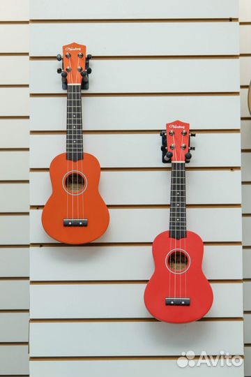 Укулеле новая