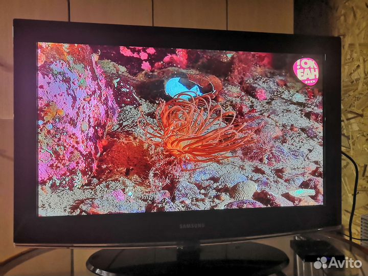 Телевизор ЖК 32 дюйма бу