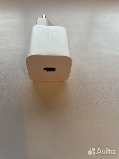Зарядное устройство baseus 20w quick charge