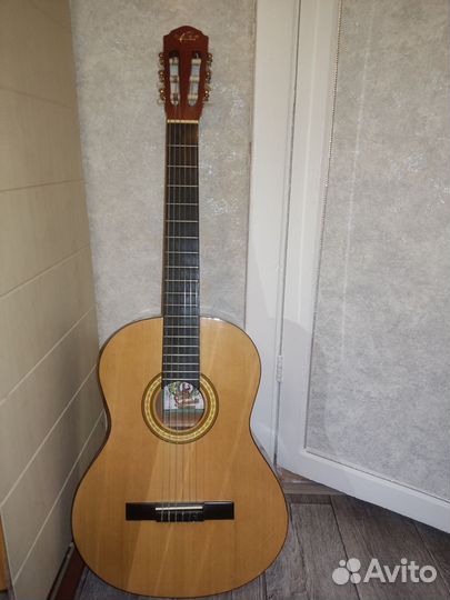 Акустическая гитара, торг