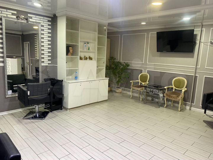 Свободного назначения, 70 м²