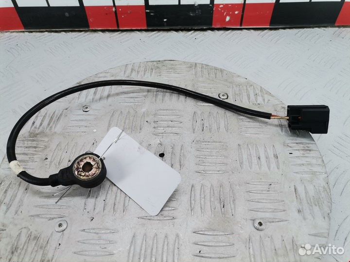 Датчик детонации для Ford Focus 1 1068159