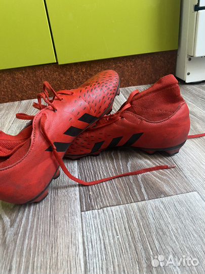 Бутсы adidas предатор 42