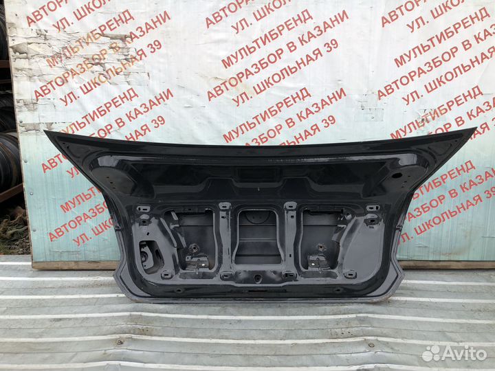 Крышка багажника Фольксваген Поло 5