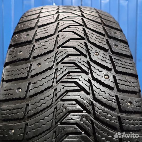 Michelin X-Ice North 3 235/50 R17