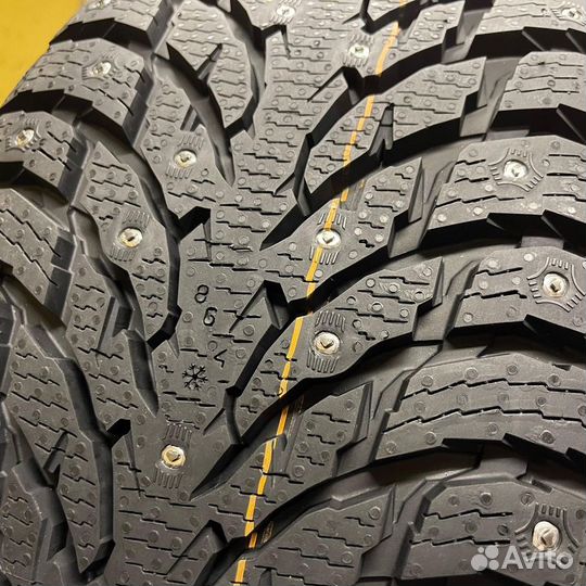 Ikon Tyres Autograph Ice 9 SUV 235/55 R18 104T