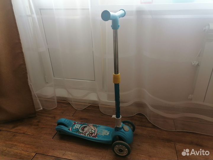 Самокат детский трехколесный бу