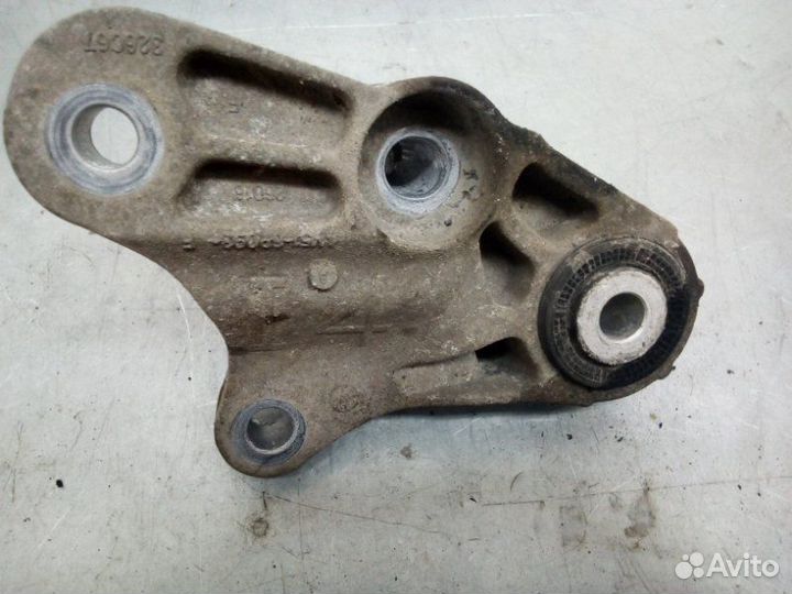 Кронштейн кпп задний Ford Focus 2 qqdb 2007