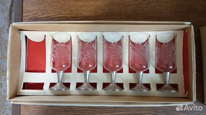 Стаканы,рюмки,пивные кружки