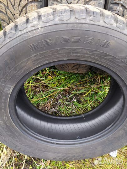 Nokian Tyres Hakkapeliitta 9 SUV 215/65 R16