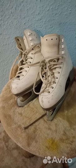 Фигурные коньки risport