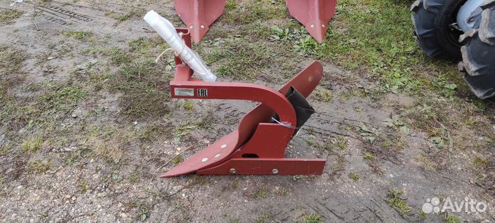 Плуг для мотоблока мтз