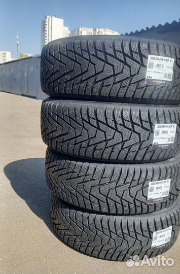 Hankook Winter i'Pike X W429A 225/55 R19