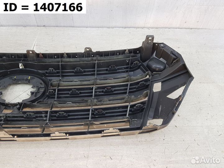 Решетка радиатора Toyota Land Cruiser