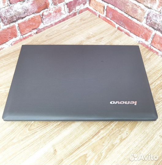 Шустрый Игровой Ноутбук Lenovo с новым Акб и SSD