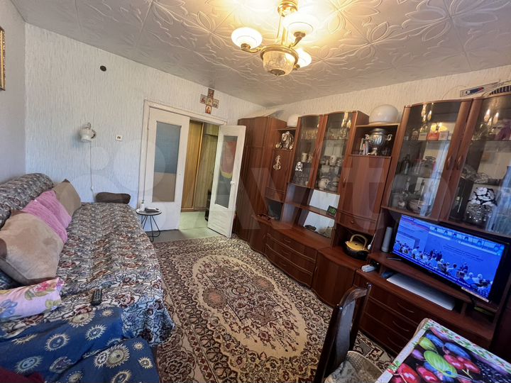 2-к. квартира, 47 м², 2/5 эт.