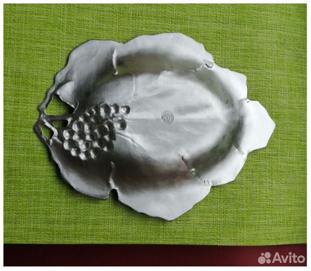 Оловянное блюдо с клеймом