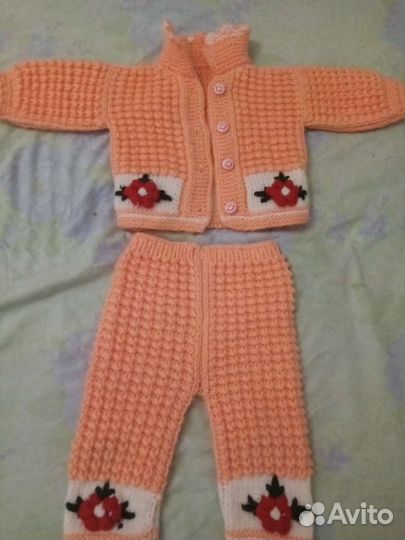Вязаный костюм детский