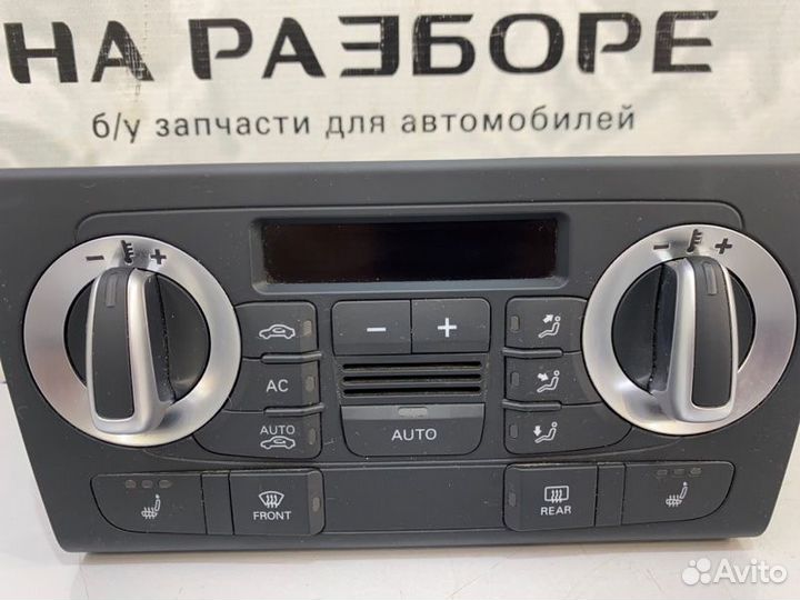 Панель управления климат-контролем Audi Q3 8UB