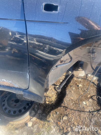 Крыло переднее правое Nissan Almera Pulsan 15