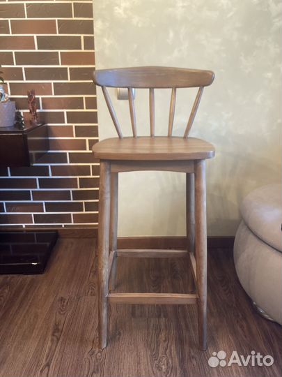 Барный стул