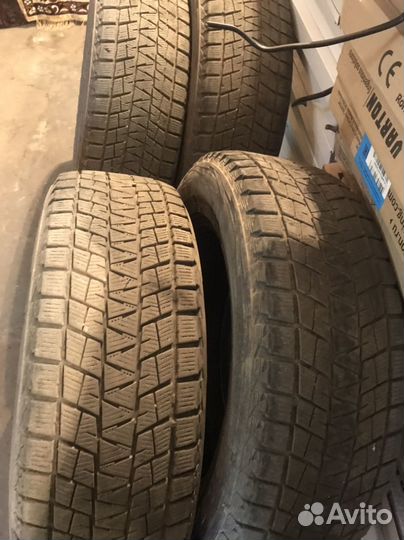 Bridgestone Blizzak Ice 225/65 R17