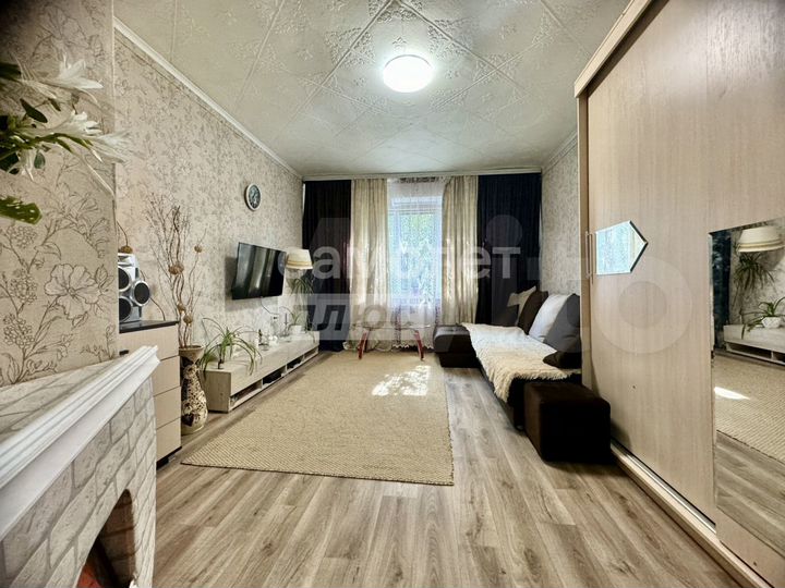 2-к. квартира, 40 м², 2/2 эт.