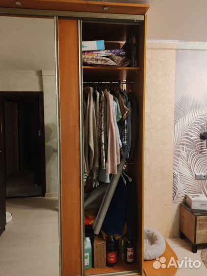 Шкаф купе с зеркалом бу