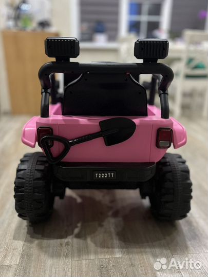 Детский электромобиль