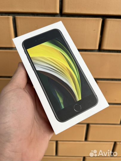 iPhone SE 64gb