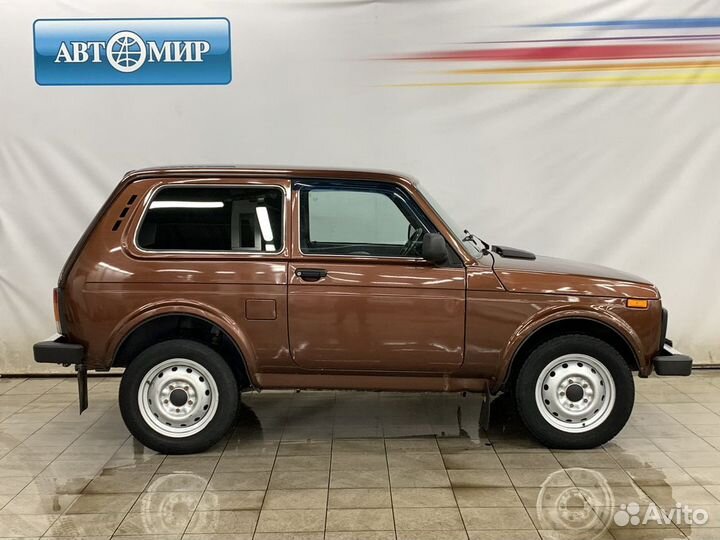 LADA 4x4 (Нива) 1.7 МТ, 2017, 105 000 км