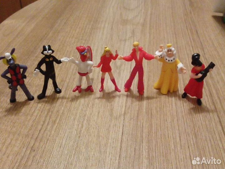 Игрушки из Киндер сюрприза 