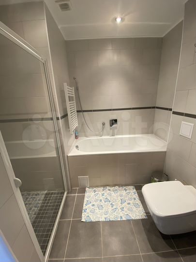 2-к. квартира, 64 м², 1/3 эт.