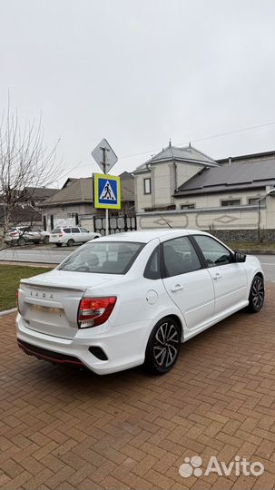 LADA Granta 1.6 МТ, 2023, 700 км