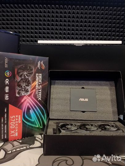 Игровая видеокарта AMD radeon RX5700XT ROG strix 8