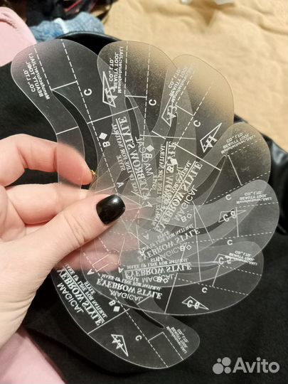 Трафареты для макияжа бровей