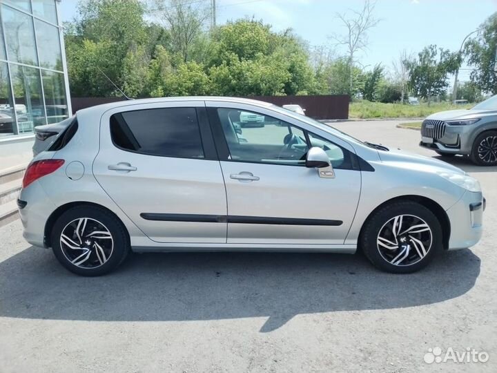 Peugeot 308 1.6 AT, 2011, 160 500 км