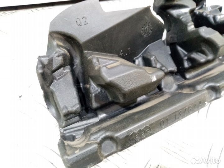 Б/У Шумоизоляция двигателя левая#001